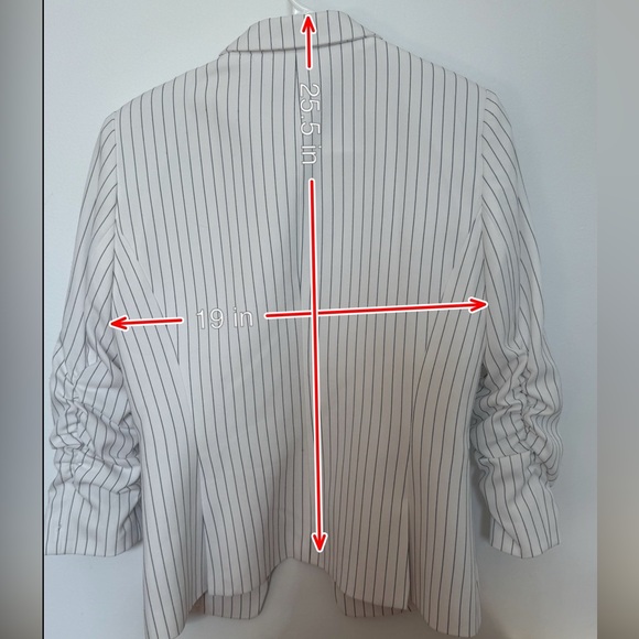 Striped Pinstripe White&Black Blazer Jacket Tailored (fits like a size 4) - Picture 5 of 9